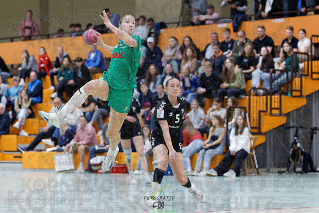 2024-10-19_369 | Jugendbundesliga B-Jugend weiblich; HSG Kleenheim/Langgöns - Longericher SC am 19.10.2024 in Oberkleen (Weidig-Halle) - Realisiert mit Pictrs.com