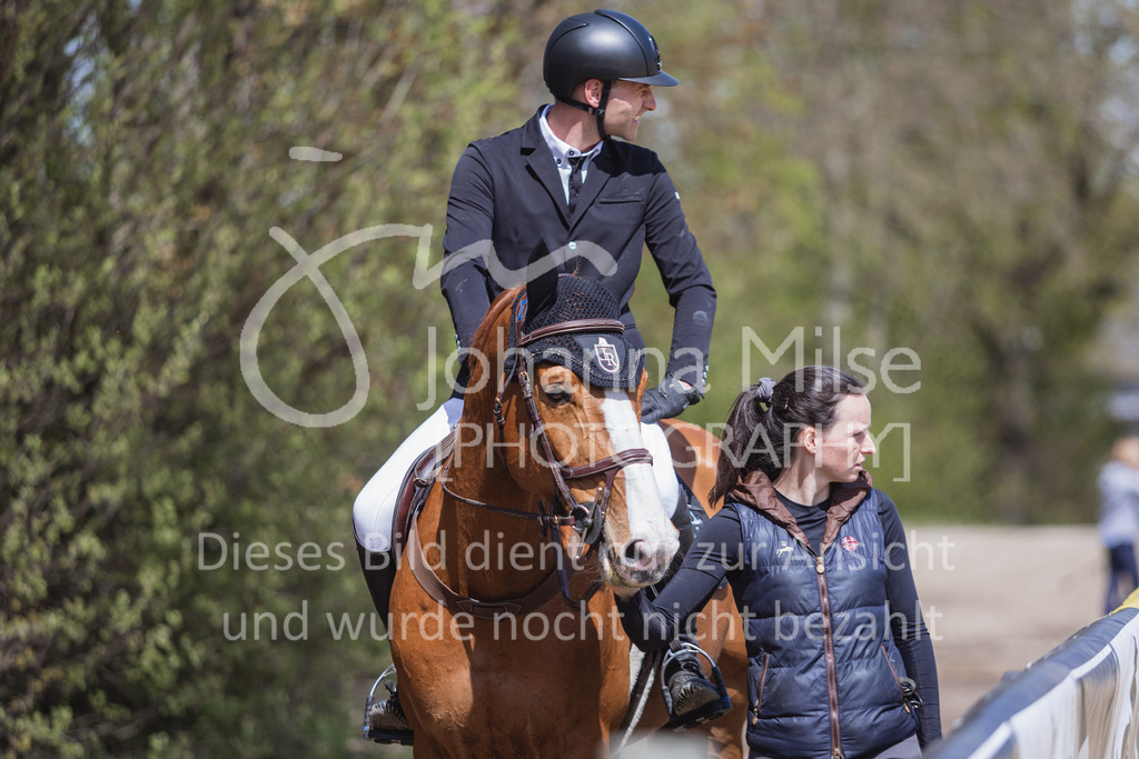 230501_SpengeW_M2St-137 | Deine schönsten Turniermomente als professionelle Fotos! Entdecke hochwertige Pferdesport-Fotografie im Online-Shop. Jetzt Fotos finden & bestellen!