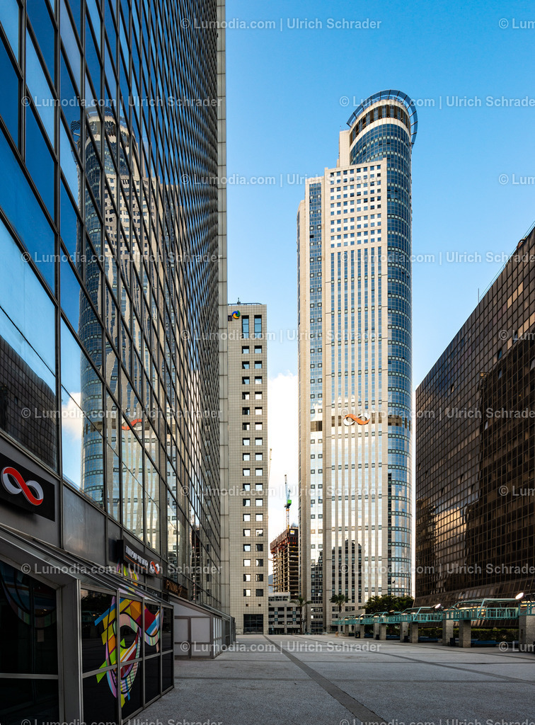 10972-10118 - Moderne Architektur in Tel Aviv | Stockfoto und Bilderpool mit Bildmaterial aus Deutschland, dem Harz, Halberstadt, Quedlinburg, Wernigerode und weltweit. Qualitativ hochwertige und professionelle Fotos anschauen und kaufen. - Realizzato con Pictrs.com