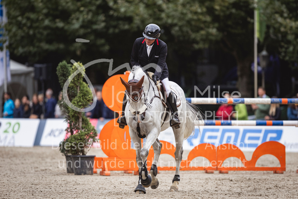 240915_OWLCh_Spk-Trophy-955 | Deine schönsten Turniermomente als professionelle Fotos! Entdecke hochwertige Pferdesport-Fotografie im Online-Shop. Jetzt Fotos finden & bestellen!