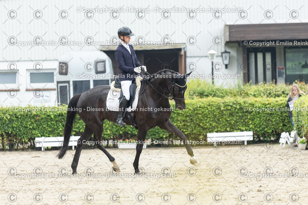 CL5A3093 | Emilia Reinking Fotografie - Realisiert mit Pictrs.com