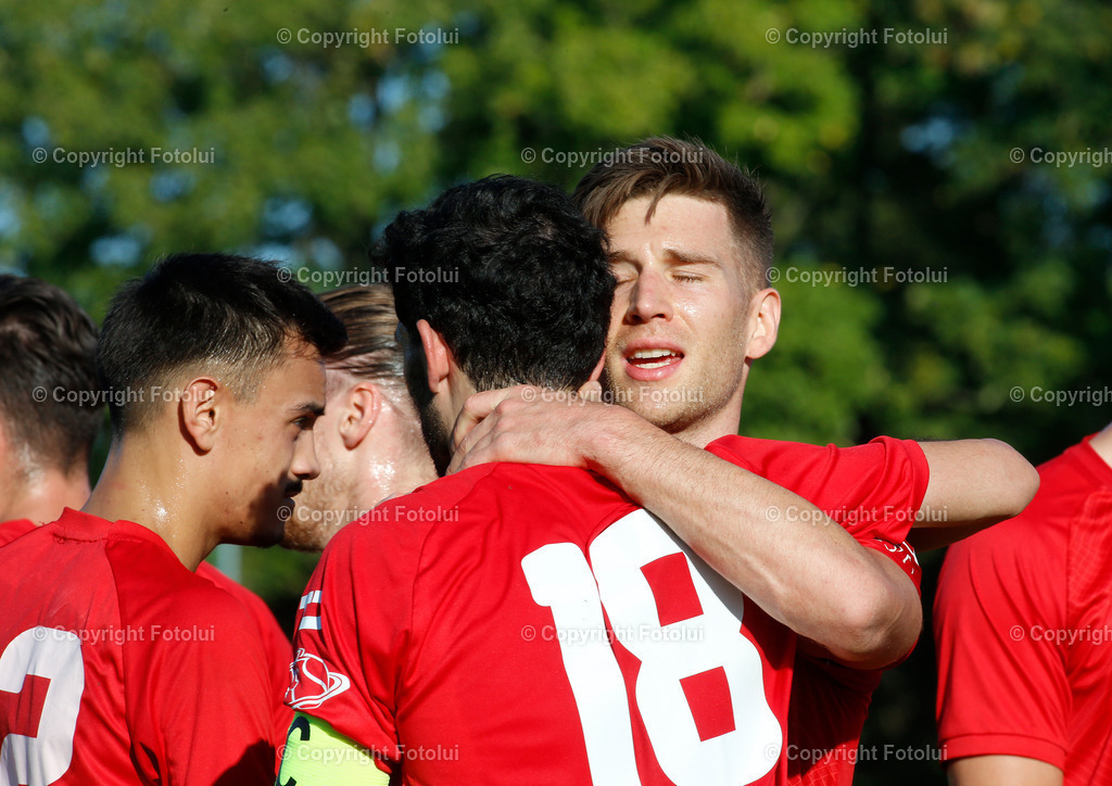 A_LUI_250925_0000011 | SPORT,FUSSBALL REGINALLIGA MITTE ASKOE OEDT-JUNGE WIKINGER 27.09.25 IM BILD: TORSCHUETZEN BUENYAMIN KARATAS  UND ARNE AMMERER (OEDT)  FOTO:FOTOLUI