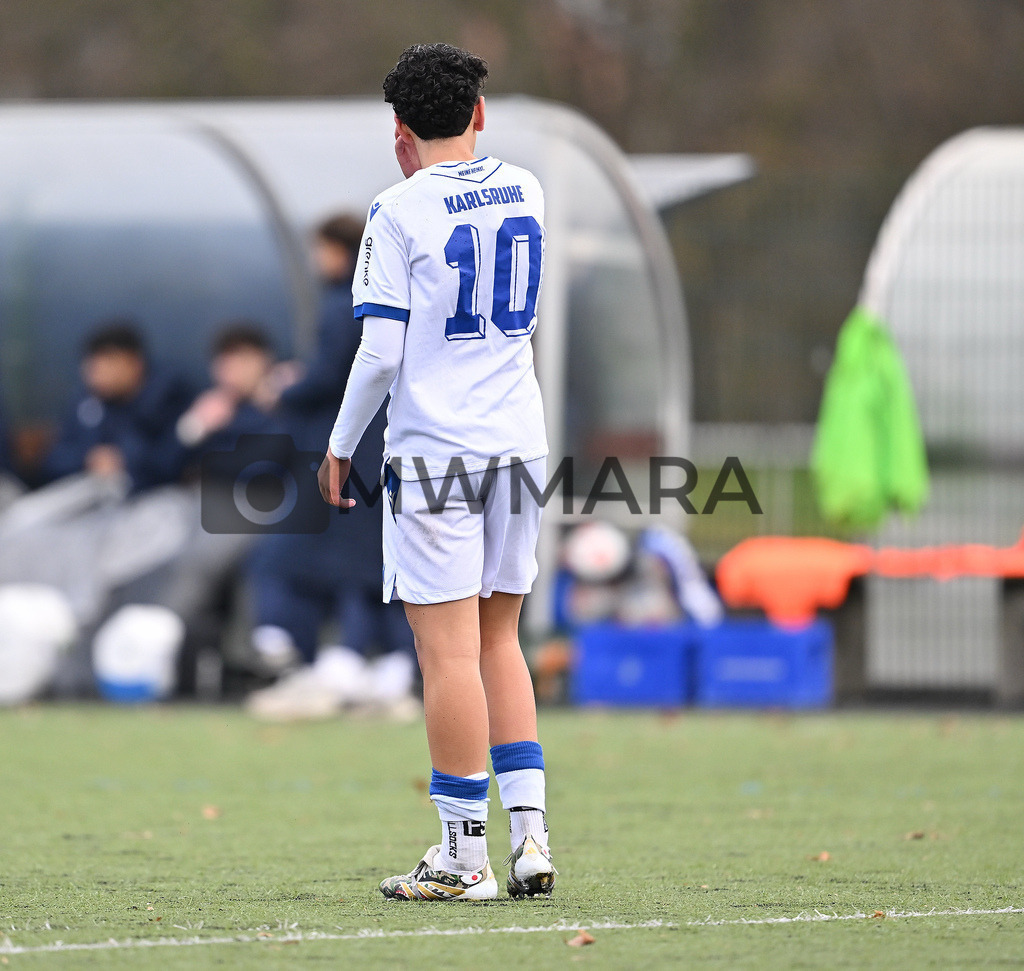 Fussball I Herren I Saison 2025-2026 I Bundesliga I 6. Spieltag I Eintracht Frankfurt - FC Bayern München  | MWMARA - Realisiert mit Pictrs.com