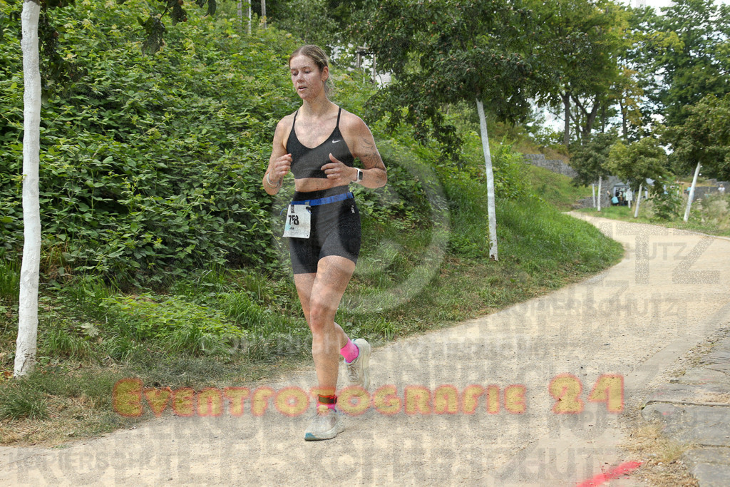 250824_1517_EX1_8773 | Sportfotografie im Rhein-Sieg Kreis, Köln, Bonn, NRW, Rheinland Pfalz, Hessen, etc. Unser Tätigkeitsfeld umfasst den Laufsport vom Volkslauf über den Marathon, Duathlon, Triathon bis zum Ultralauf wie Kölnpfad Ultra oder Schindertrail.