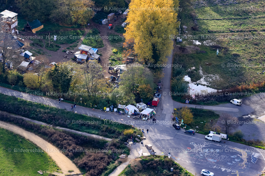 Luftbild Erkelenz _ Jülich _ Hambacher Forst_ Lützerath ist ein Weiler der Stadt Erkelenz Braukohle_ Tagebau_Garzweiler-8586 | Luftbildfotografie Hermann Klöpper - Realisiert mit Pictrs.com
