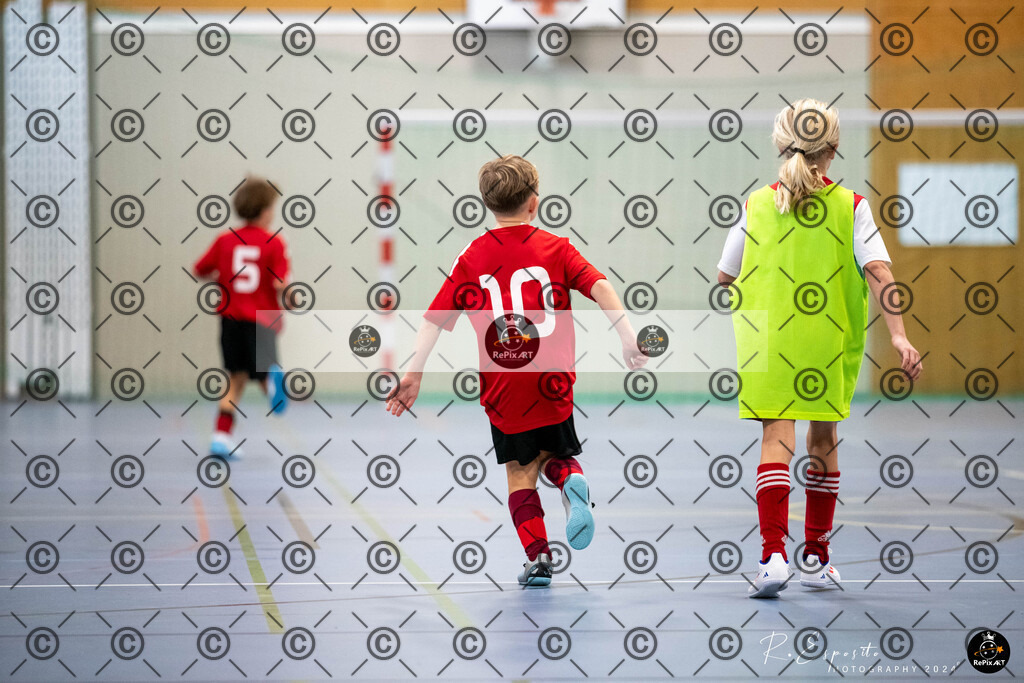 20241201_FCR-Hallenturnier-Ea_RAW-7_009 | Sport und Naturfotografie von Roberto Esposito zeigt echte Momente Bewegung und die Schönheit der Natur. Ausdrucksstarke Bilder schaffen Emotionen.