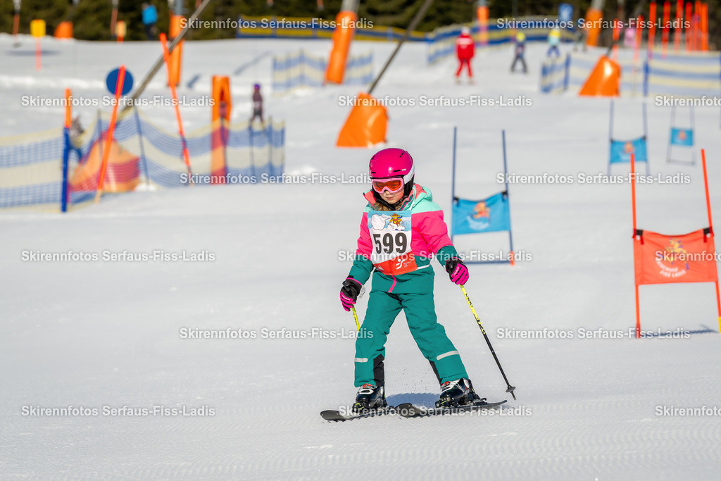 SRF_12.12.2025 0067 | SRF_12.12.2025 0067 - Realisiert mit Pictrs.com