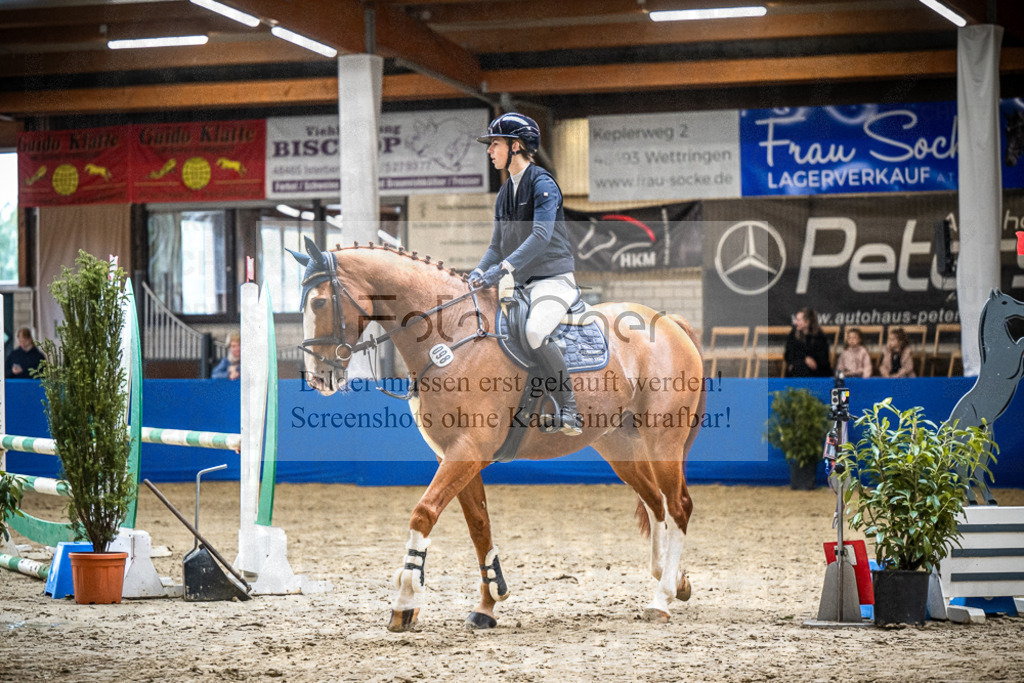 DOS_1254 | Entdecke hochwertige Reitturnierfotos von Foto Oger. Professionell, emotional und authentisch – jetzt Lieblingsmomente im Shop bestellen.Deutschlandweite Turnierfotografie. - Realisiert mit Pictrs.com
