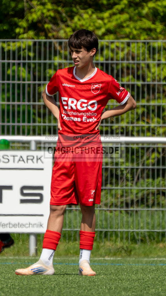 _OMG2800 | www.omgpictures.de, Sportfotograf, Verein, Fotograf, Baden Württemberg, Stuttgart, Heilbronn, omgpictures, Spieltag,  - Realisiert mit Pictrs.com