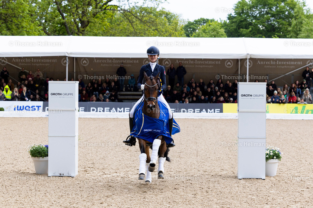 TH_557-LEVIEN Sophie (GER)_ Carlo Carlucci_37557 | Deutsches Spring- und Dressur-Derby 2026 am 14.05.26 in Hamburg, 557LEVIEN Sophie (GER), Carlo Carlucci