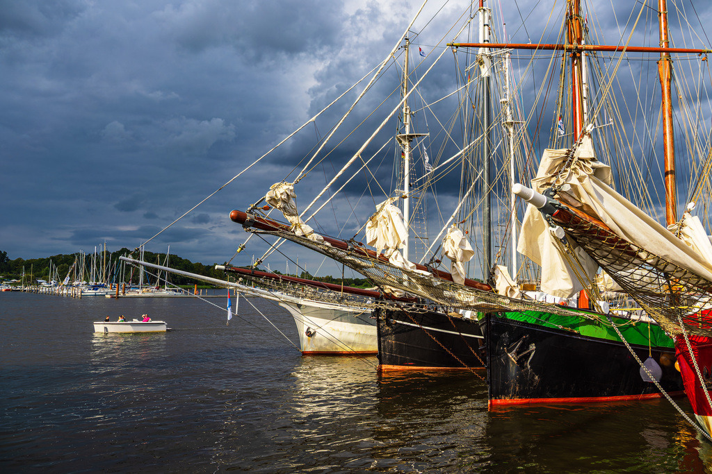 Segelschiffe auf der Warnow während der Hanse Sail in Rostock | Segelschiffe auf der Warnow während der Hanse Sail in Rostock.