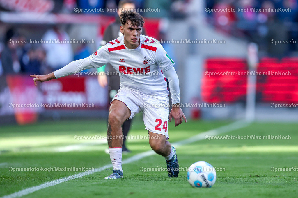 1FC30112402135 | 30.11.2024, Fußball, 1. FC Köln - Hannover 96, 2. Fußball Bundesliga, RheinEnergieSTADION, Saison 2024 2025: Julian Pauli (1.FC Köln #24)DFB regulations prohibit any use of photographs as image sequences and or quasi-video.