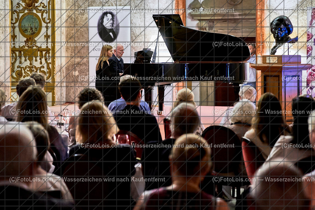 ALS7933_XXXX-Chopin-Festival_Nocturno_Olejniczak Janusz | (C)FotoLois.com, Alois Spandl. XXXX. Chopin-Festival in der Kartause Gaming, 'NOCTURNO' - nächtliches Konzert bei Kerzenlicht in der Barockbibliothek, Sa 17. August 2024.