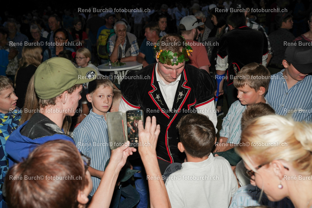 DSC08466-2 | René Burch leidenschaftlicher Fotograf aus Kerns in Obwalden.  Hier finden sie Sport, Landschaft und Natur Fotografie.
 - Realisiert mit Pictrs.com