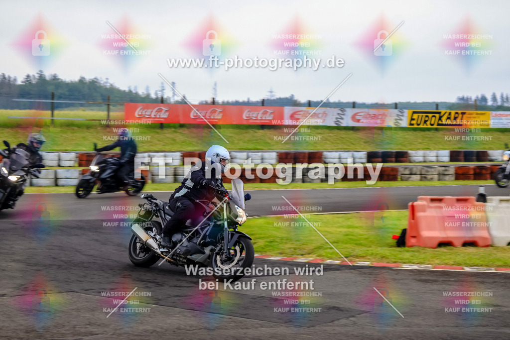 OBK-5244 | Hier findet Ihr Bilder von Touristenfahrten auf der Nürburgring Nordschleife oder von anderen Veranstaltungen die ich besucht habe. Viel Spass beim Durch Schauen 