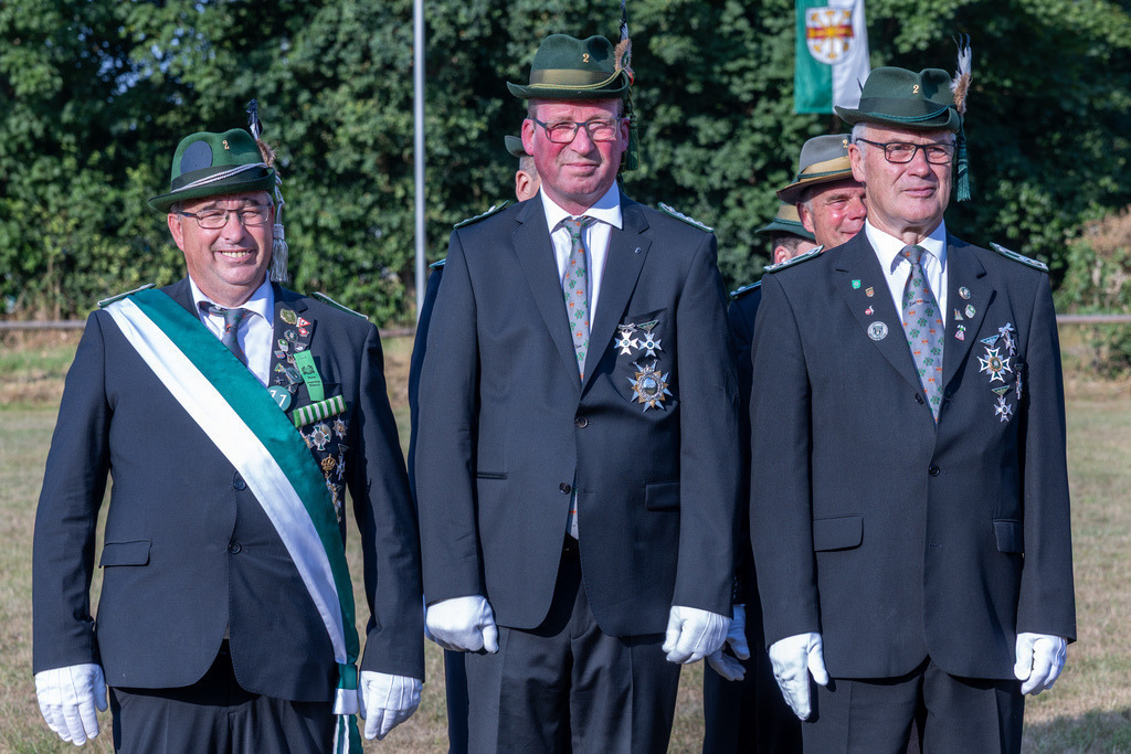 top-top.de-250704-166 | Foto, Video, Fotografie, Videografie, Fotobox, DJ, Discjockey, Musik, Musikbox, Veranstaltung, Photobooth, Amazon, Ebay, Buchtipp, Bestseller, Autor, Verlag, Buch, Wesel, Hamminkeln, NRW, Dinslaken, Rees, Drohne, Hochzeit, Party, Fotobox, Wesel, Fotograf