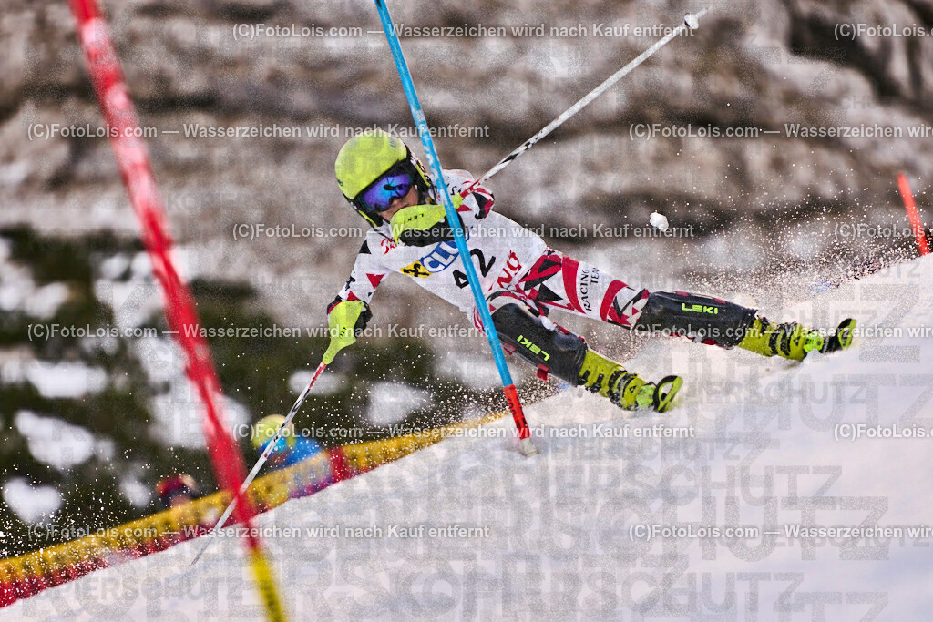 ALP2225_NWC-OAC-Slalom-I DG-II_Radlbauer Tobias | (C)FotoLois.com, Alois Spandl, NWC+OAC-Schüler-Slalom 1 auf dem Hochkar, Sa 7. Jänner 2023.