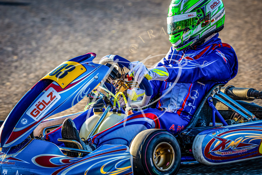 E4B610C4-E9B4-448E-AC7F-B4EEC35BE61D | traudl_s_fotos