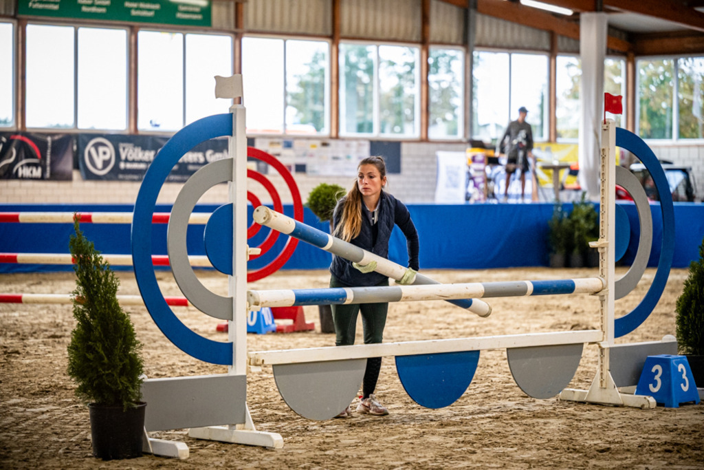2026-10-Isterberg-Springen-6-1-0034 | Entdecke hochwertige Reitturnierfotos von Foto Oger. Professionell, emotional und authentisch – jetzt Lieblingsmomente im Shop bestellen.Deutschlandweite Turnierfotografie. - Realisiert mit Pictrs.com