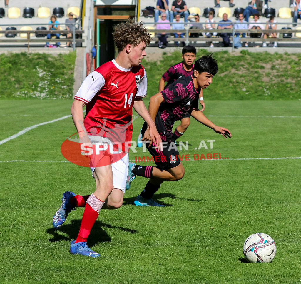 AUSTRIA U15 - MEXICO U15 | MARCEL STÖHR (Austria #14) ; AUSTRIA U15 - MEXICO U15 am 29.04.2022 in Arnoldstein
(Sportplatz), AUSTRIA, (Photo by Ernst Krawagner sport-fan.at) - Realisiert mit Pictrs.com