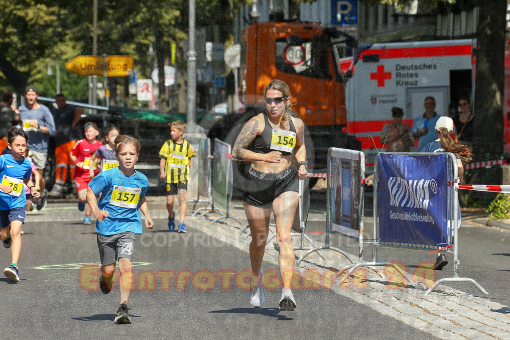 250621_1046_EX1_2495 | Sportfotografie im Rhein-Sieg Kreis, Köln, Bonn, NRW, Rheinland Pfalz, Hessen, etc. Unser Tätigkeitsfeld umfasst den Laufsport vom Volkslauf über den Marathon, Duathlon, Triathon bis zum Ultralauf wie Kölnpfad Ultra oder Schindertrail.