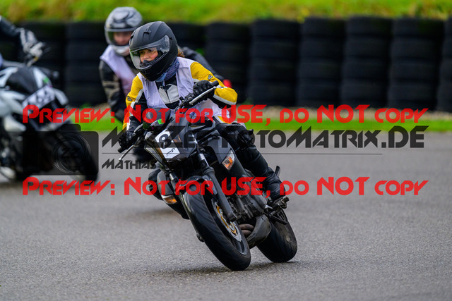 MaZZes_Fotomatrix_20241002_6007705_4172 | Fotograf Mathias Schmid
Sportfotograf,
Eventfotograf,
Hochzeitsfotograf,
Portraitfotograf