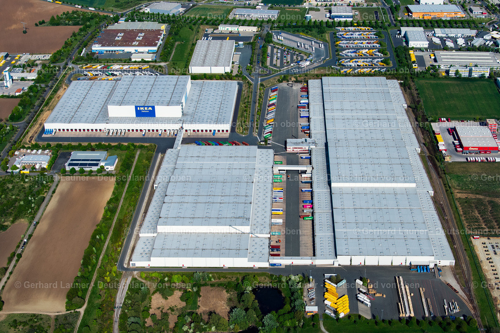 4025756 | ERFURT 06.05.2020 Gebäudekomplex und Logistikzentrum auf dem Gelände des IKEA Zentrallagers In der Langen Else im Ortsteil Büßleben in Erfurt im Bundesland Thüringen, Deutschland. // Building complex and distribution center on the site of IKEA Zentrallagers In of Langen Else in the district Buessleben in Erfurt in the state Thuringia, Germany. Foto: Gerhard Launer