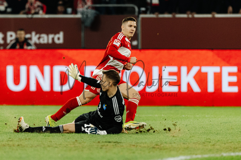 2. Bundesliga, Saison 2023/24, 25. Spieltag: Fortuna Düsseldorf - Hamburger SV | Düsseldorf, 08.03.2024: 2. Bundesliga, 25. Spieltag, Fortuna Düsseldorf gegen Hamburger SV in der Merkur Spiel-Arena in Düsseldorf. Foto: sportfotografie.ms | Markus Paletta - Realisiert mit Pictrs.com