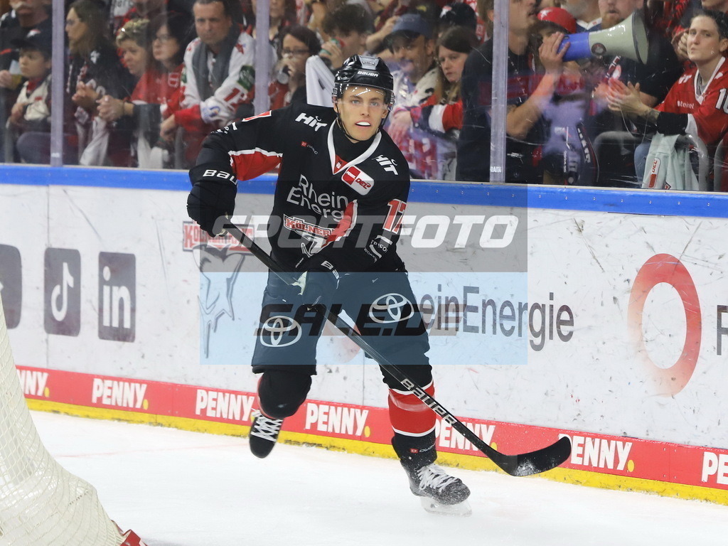 Jan Luca Sennhenn - KEC | Jan Luca Sennhenn - KEC - Realisiert mit Pictrs.com