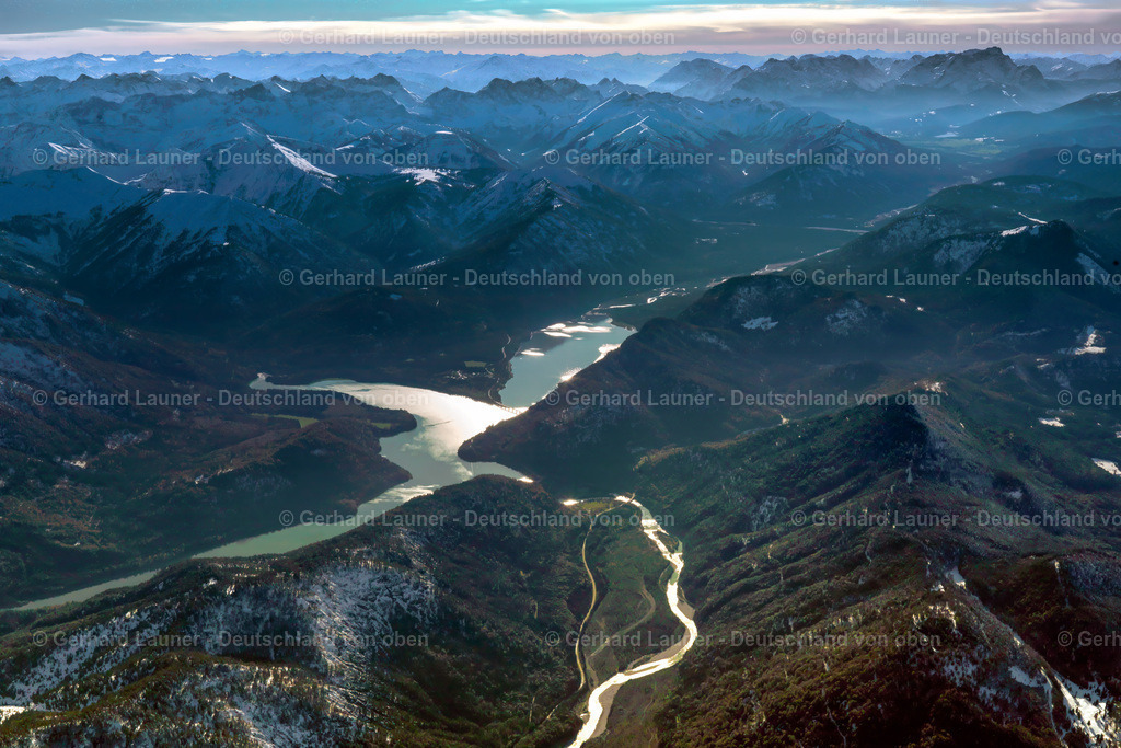 2991191 | Isartal und Sylvensteinstausee mit Blickrichtung Zugspitze