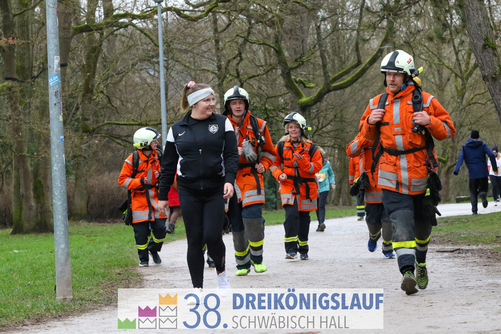 5km Roewisch Wohnbau Cup | 3 Koenigslauf 2024 5km Roewisch Wohnbau Cup - Realisiert mit Pictrs.com