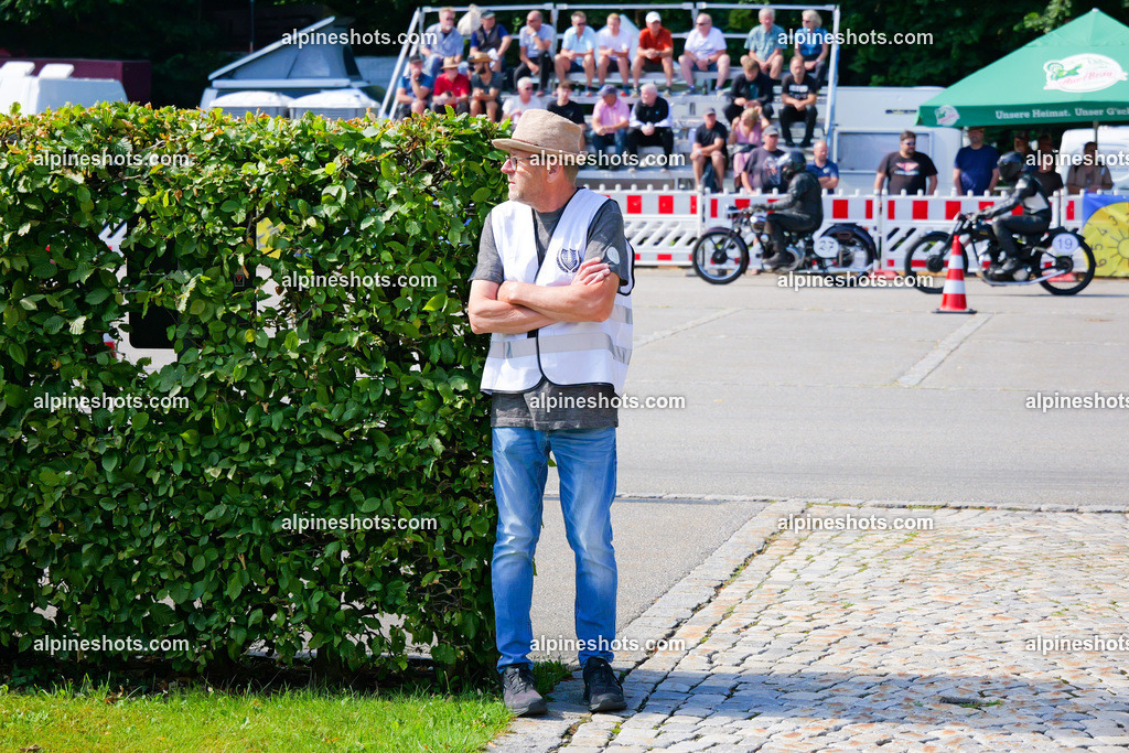 P1025982 | Erleben Sie atemberaubende, hochqualitative Fotos Ihrer Fahrt entlang der malerischen Alpenstraßen. Besuchen Sie alpineshots.com, um professionelle Aufnahmen Ihrer unvergesslichen Reise zu finden und zu kaufen - Realisiert mit Pictrs.com