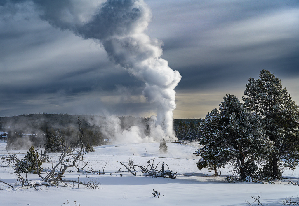 2024-198 | Upper Geyser Basin. - Realisiert mit Pictrs.com