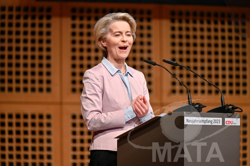 _DWI0615 | Politikerin Ursula von der Leyen beim CDU-NRW Neujahrsempfang in Düsseldorf. Düsseldorf, 28.01.2023 - Realisiert mit Pictrs.com