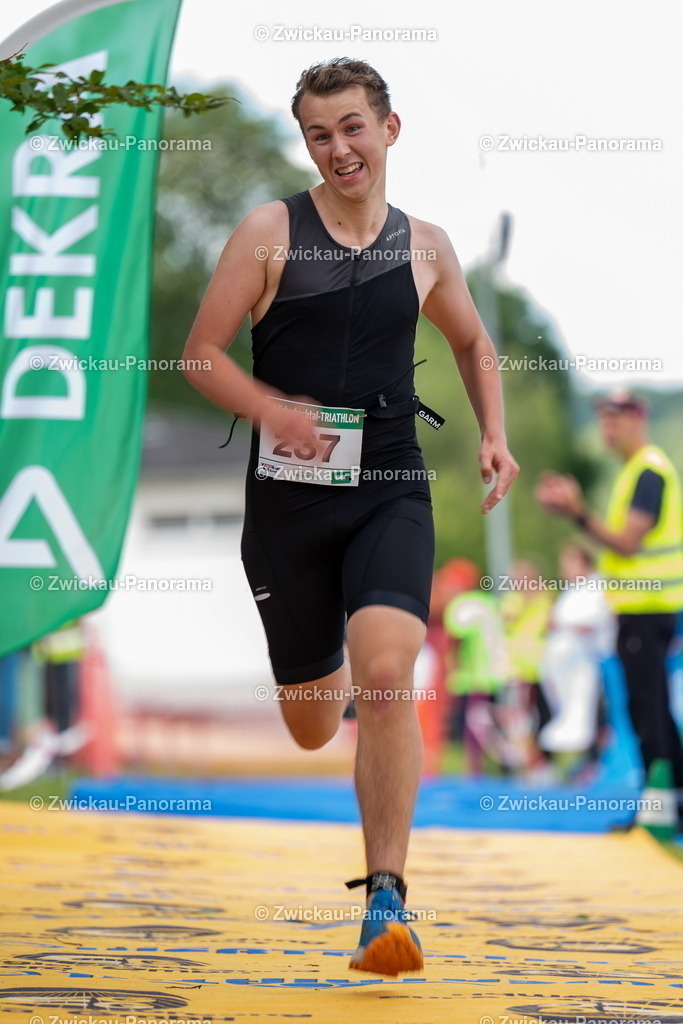 2024_0615_KoberbachTriathlon_Talsperrenlauf_Meilen_Jedermann_DSC_8868 | Urban. Natur. Panorama. Luftbild. 
Der Bildershop für aufregende Perspektiven!
Für Deko, Wandbild und Kalender!
Wir bringen LED-Bilder zum Leuchten!
