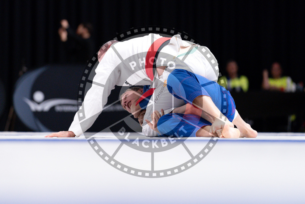 20241013PBB5151 | Athletes compete during the AJP Tour Europe Continental Jiu-Jitsu Amateurs & Masters Championship on October 13, 2024 in Almere near Amsterdam, Netherlands. © Chiara Dazi / photoblackbelt