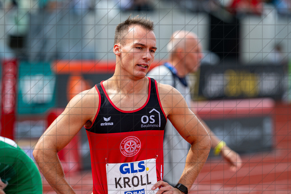 DIE FINALS 2025 | Dt. Leichtathletik Meisterschaft | Halbfinalläufe 400m Herren | Dammermann und Kroll mit unterschiedlichen Ergebnissen und Erfolgen in den Halbfinalläufen.  //  02.08.25: DIE FINALS 2025 | Dt. Leichtathletik Meisterschaft | Halbfinalläufe 400m Herren / Dresden / Deutschland  //   CREDIT:www.bullenfotos.de, Martin König, Hörner Weg 40, D-49078 Osnabrück, +4917663732967 // Nutzung und Weitergabe nur zu den vereinbarten Zwecken. Presseanfragen an Ersteller. Alle Rechte beim Ersteller. Honorierung nach MFM. - Realisiert mit Pictrs.com