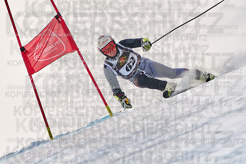 _ALP1379_MASTERS-WM_Reiteralm_A-GS_Url Peter | FISWORLD CHAMPIONSHIPSMASTERS ALPINE SKIING, 23. – 28. MÄRZ 2026 - REITERALM | STMK | AUT.   Veranstaltet vom Masters-Referat des Deutschen Skiverbandes (DSV). Durchführende Organisation: WSV Pichl-Reiteralm, unterstütutzt von den Bergbahnen REITERALM bei Schladming und SKI AUSTRIA.                            Disziplinen:  Super-G, GiantSlalom, Slalom.                                                 Kategorien:  A (Herrn 30-59 Jahre), B (Herrn ab 60 Jahre), C (Damen 30-59 Jahre), D (Damen ab 60 Jahre).                Rennstrecken:   Gasselhöhe und Muldenliftpiste auf der Reiteralm.