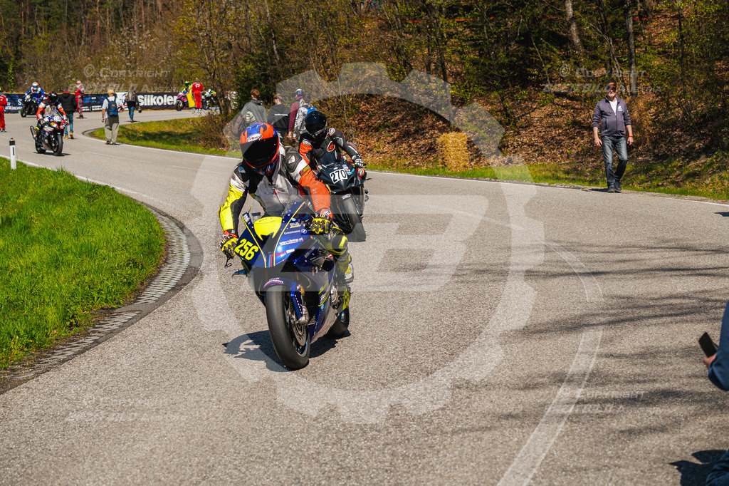 1097 - Bergrennen Landshaag2026 | BREITBILD Austria Webshop

Finde Fotos von: Breitbild, Breitbild Austria, Landshaag, Europeanbikers, KTM, BMW, Bergrennen, Bikeporn, Carporn, Bikes, Cars, Fotografie, Oberösterreich, Österreich, Berufsfotograf, Motorradteile Ganster, Julbach, Pannoniari - Realisiert mit Pictrs.com