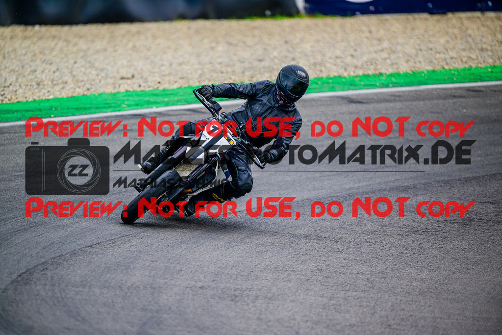 MaZZes_FotoMatrix_240614_6007705_3697 | GELB