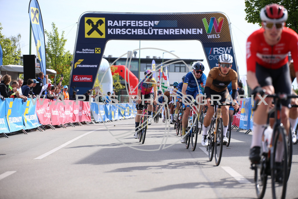 ..... | WELS, AUSTRIA, 28.April 24, 62. UCI RAIFFEISEN KIRSCHBLÜTENRENNEN, Image shows: 
Photo: WAPICS / Andreas Willdoner