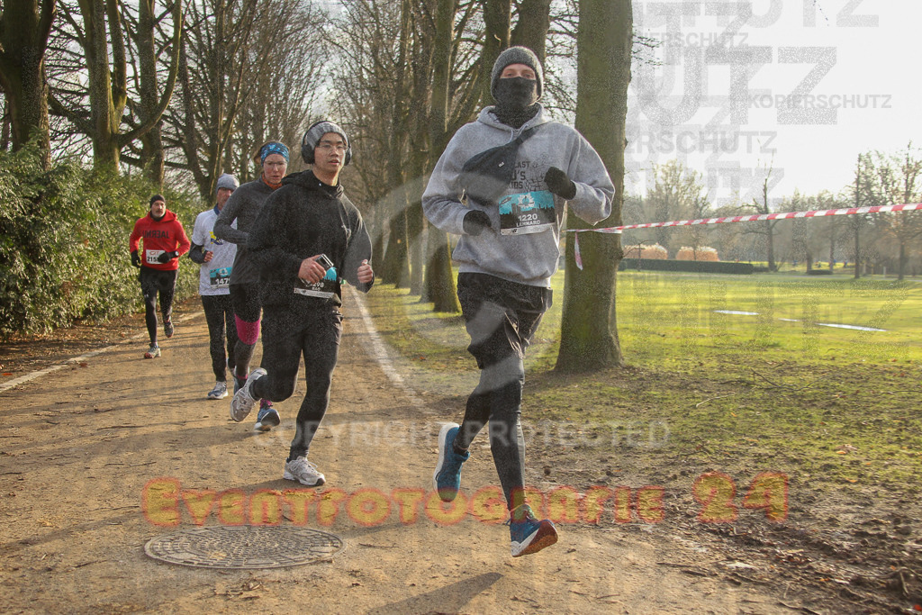 241231_1018_EV4_3736 | Sportfotografie im Rhein-Sieg Kreis, Köln, Bonn, NRW, Rheinland Pfalz, Hessen, etc. Unser Tätigkeitsfeld umfasst den Laufsport vom Volkslauf über den Marathon, Duathlon, Triathon bis zum Ultralauf wie Kölnpfad Ultra oder Schindertrail.