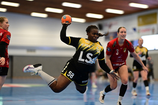 Handball I Frauen I Saison 2025-2026 I Regionalliga I 10. Spieltag I TSV Ellerbek - Lauenburger SV I 31158 | Der Sportfotograf. - Realisiert mit Pictrs.com