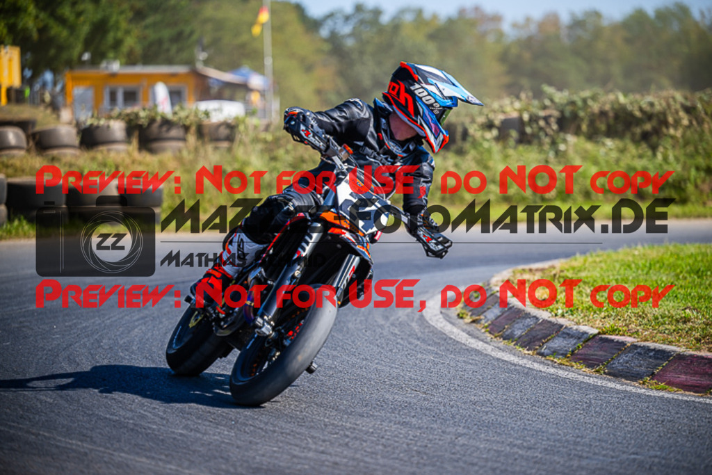 MaZZes_FotoMatrix_230916_5945 | S4