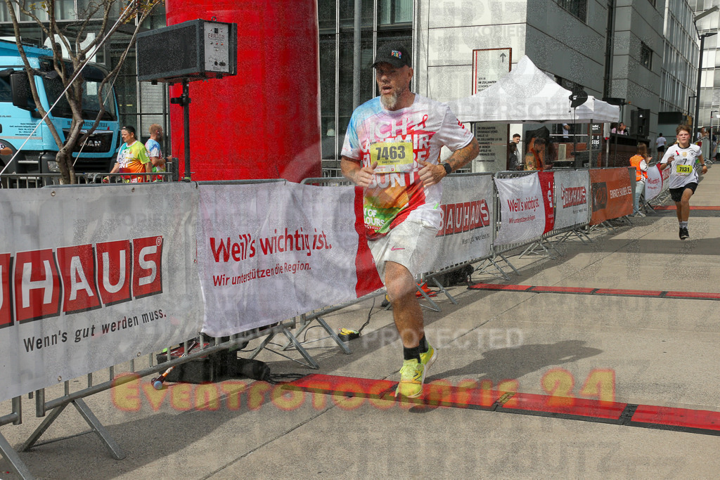 250920_1327_EX1_4670 | Sportfotografie im Rhein-Sieg Kreis, Köln, Bonn, NRW, Rheinland Pfalz, Hessen, etc. Unser Tätigkeitsfeld umfasst den Laufsport vom Volkslauf über den Marathon, Duathlon, Triathon bis zum Ultralauf wie Kölnpfad Ultra oder Schindertrail.