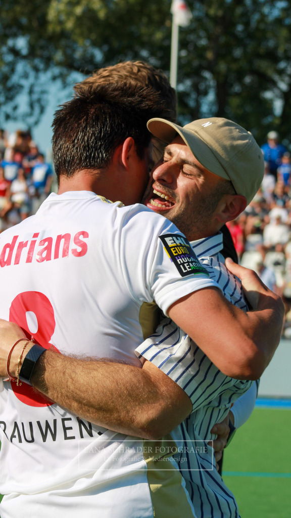 DM23 Finale Herren Mannheimer HC - Rot-Weiß Köln 04.06.23 | lanaschraderfotografie - Realisiert mit Pictrs.com