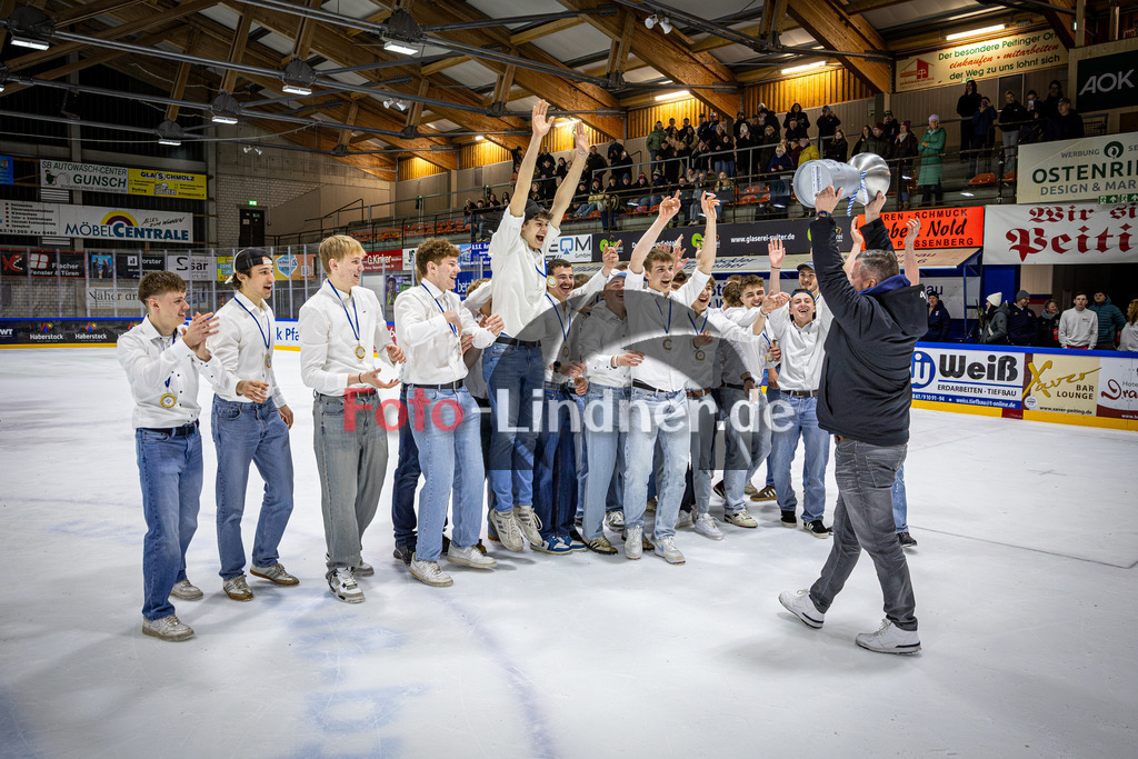 Peißenberg MINERS U20 Meisterfeier | Eishockey Bayernliga U20 Siegerehrung 2026, Peißenberg MINERS U20 Meisterfeier, 20260314,,2026-03-14 in Peißenberg (flatbuy Arena Peißenberg), Copyright: WolfgangxLindner www.foto-lindner.de
