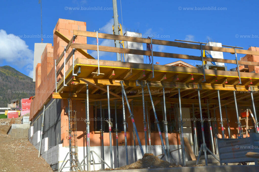 bib-auftragsmotive-beispiel-06 | Nach LV-Leistungsgruppen sortierte Detailfotos über den Bau eines Hauses. Alle Hausbau-Bilder direkt vom Urheber und Autor der Website Haus-Selber-Bauen.com