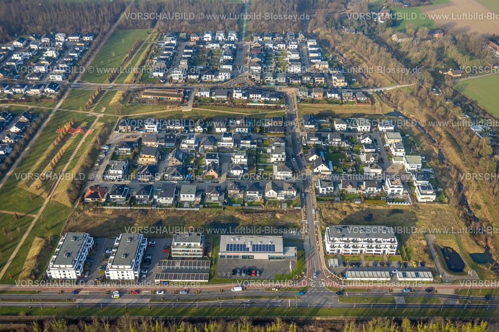Neukirchen-Vluyn260101250 | Luftbild, Einfamilienhäuser Reihenhaus Neubaugebiet Dicksche Heide, Niederberg Park, KiTa Sternchen Niederberg, Neukirchen, Neukirchen-Vluyn, Ruhrgebiet, Nordrhein-Westfalen, Deutschland