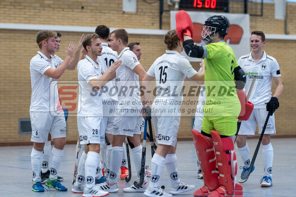 SFE_20230115_0013 | 1. Bundesliga Hockey Herren Schwarz-Weiss Neuss - Crefelder HTC am 15.01.2023 in  (Sporthalle Jahnerstrasse), Photo: Stephan Fehrmann 2022 (Sports-Gallery)